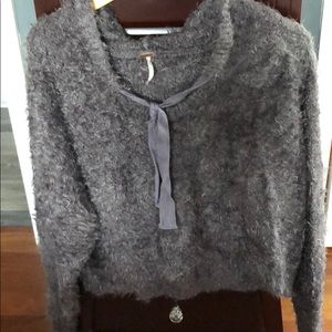 Gorgeous Free People sweater worn one time size XS